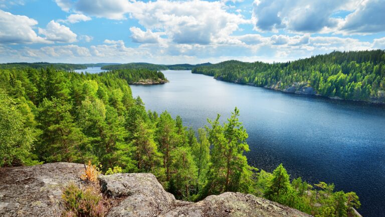 Finland: an attractive hub for data centers